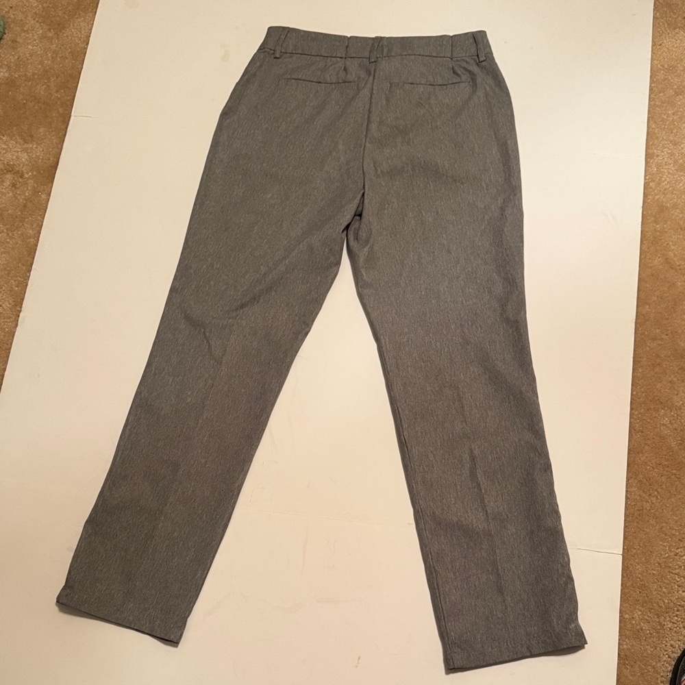 Lee women’s relaxed grey  Dress Pants - Straight Leg size 6 short - Picture 2 of 3